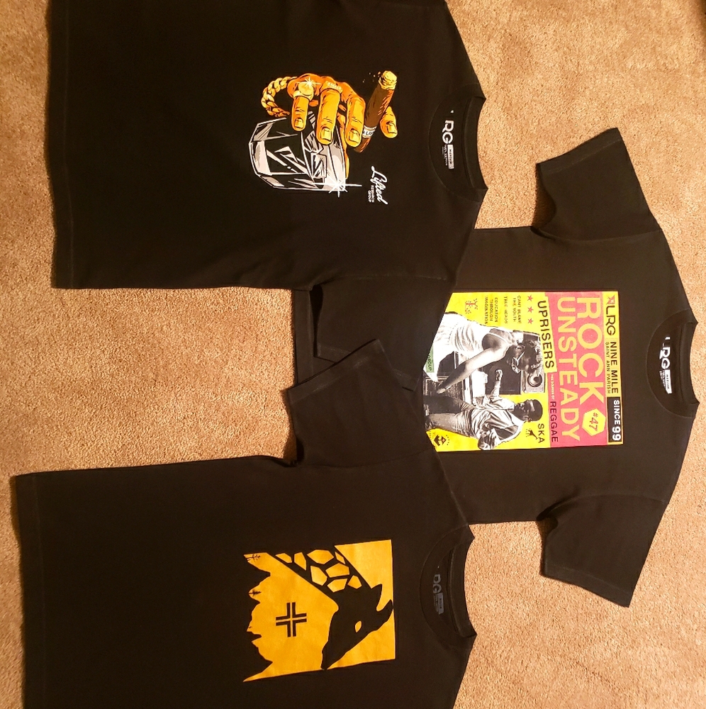 3 mens lrg t-shirts